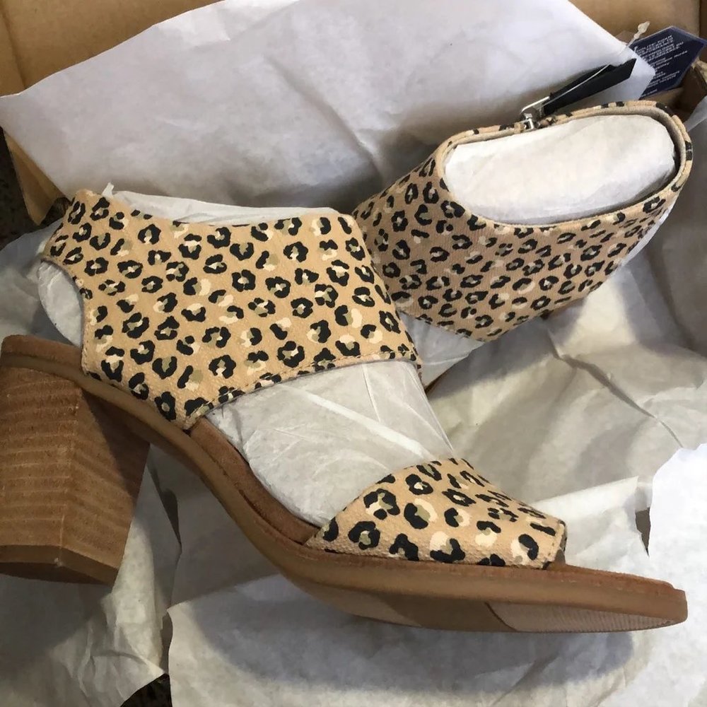 Toms Majorca Cutout Sandal Leopard Size 8